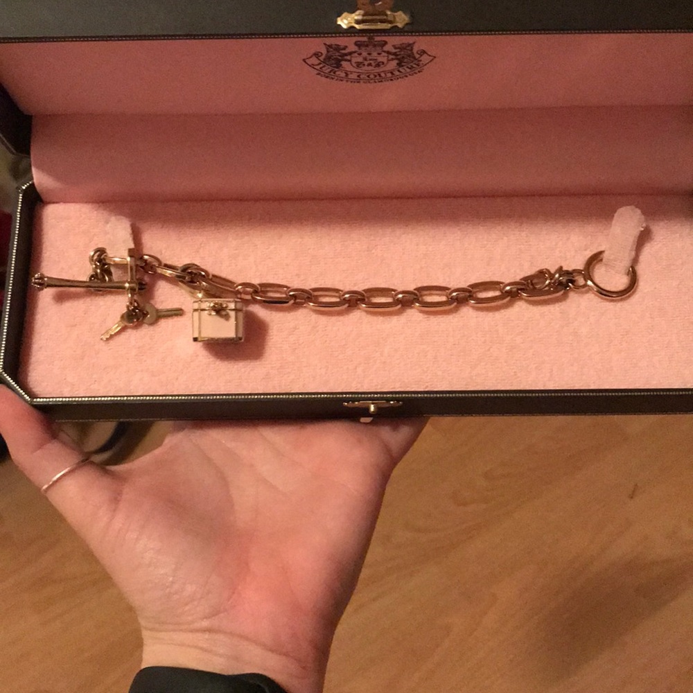 Juicy couture bracelet